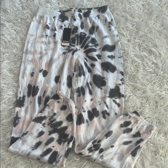 NWT, Monrow, Women's, Lightweight Tie-Dye Joggers - Picture 1 of 4